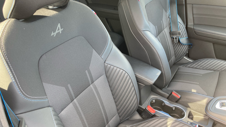 Renault Symbioz 1.6 E-Tech FHEV 145 Techno Esprit Alpine 5dr Auto Hybrid Estate